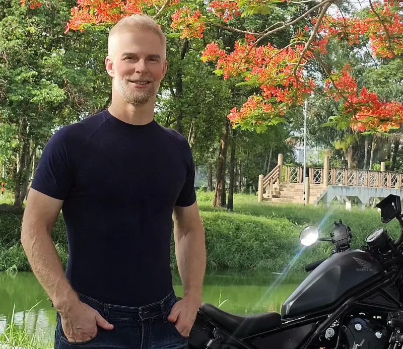 Jon enjoying new life in Thailand.